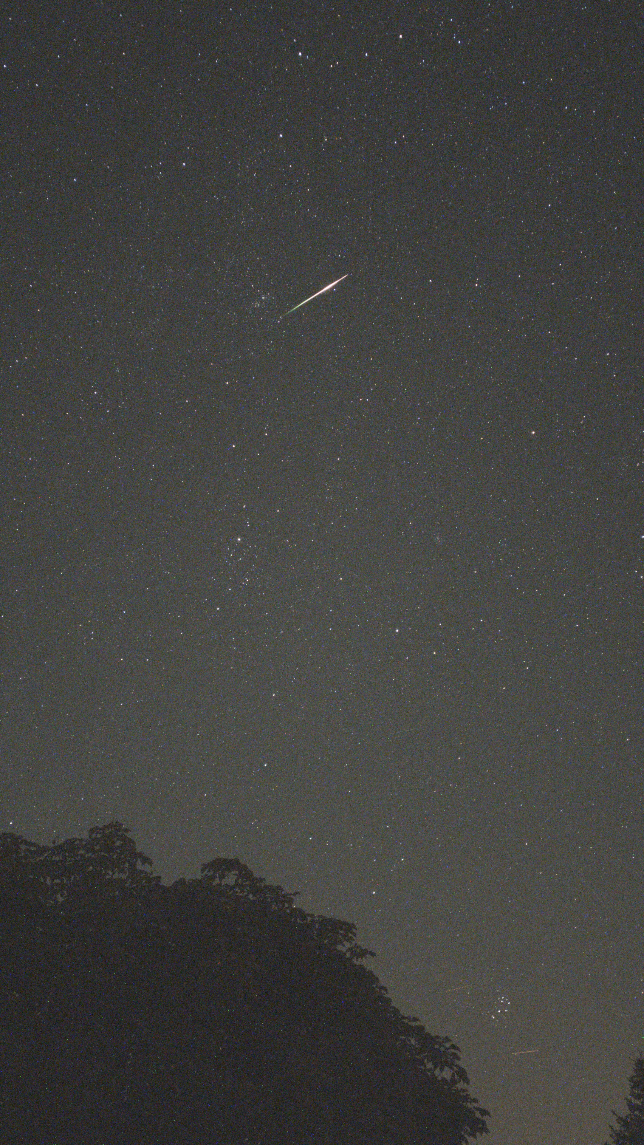 Perseid Fireball at 00:26 CEST