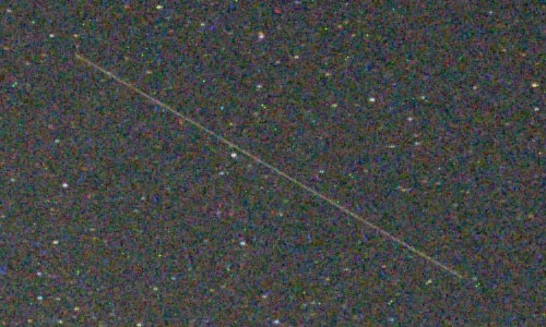 Satellitenspur im Einzelframe